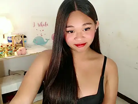 Snapshot of Malia_cummer chatting on 9, 10, 2025 Malia cummer online show from 9, 10, 2025