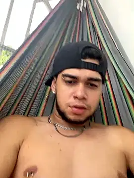 Snapshot of enzo_vittale03_ chatting on 20, 9, 2025 enzo vittale03 online show from 20, 9, 2025