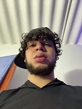 Snapshot of enzo_vittale03_ chatting on 12, 2, 2026 enzo vittale03 online show from 12, 2, 2026