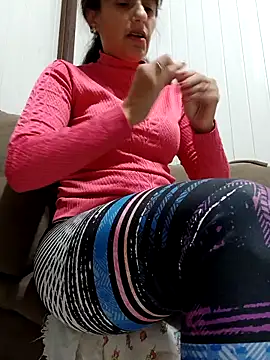 cicinha3657 online show from 10, 5, 2026