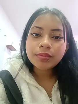 LilyCutee  online show from 15, 10, 2025