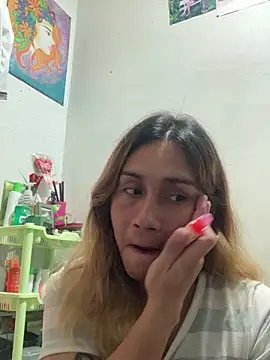 pretty TRANSjona online show from 4, 6, 2026