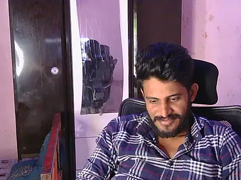 Snapshot of krishjaat43 chatting on 2, 6, 2026 krishjaat43 online show from 2, 6, 2026