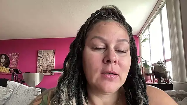 Snapshot of number1slut chatting on 12, 5, 2026 number1slut online show from 12, 5, 2026