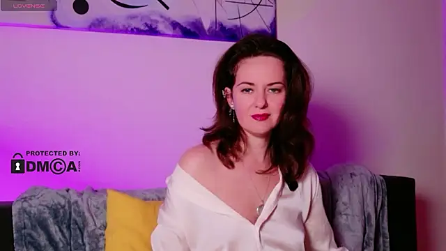 Witch in Silk online show from 22, 2, 2026