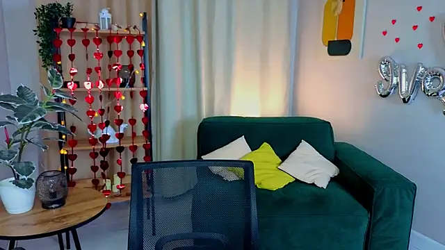 MollyBaby online show from 12, 2, 2026