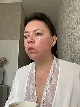 Kiravix online show from 13, 4, 2026