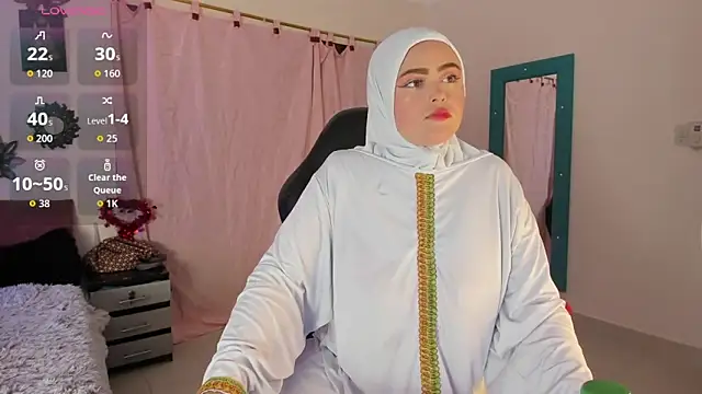 Snapshot of MarianFadel chatting on 17, 9, 2025 MarianFadel online show from 17, 9, 2025