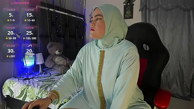 Snapshot of MarianFadel chatting on 2, 10, 2025 MarianFadel online show from 2, 10, 2025