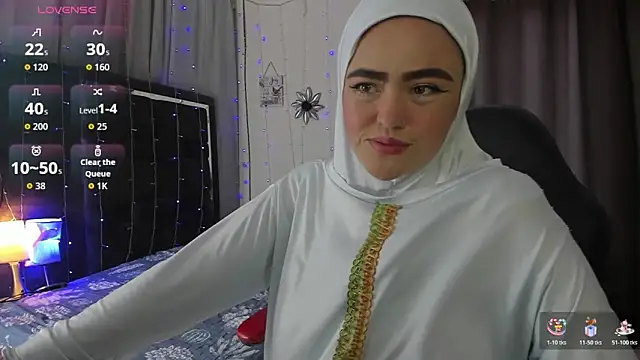 Snapshot of MarianFadel chatting on 20, 11, 2025 MarianFadel online show from 20, 11, 2025