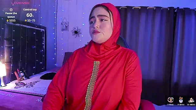 Snapshot of MarianFadel chatting on 28, 11, 2025 MarianFadel online show from 28, 11, 2025