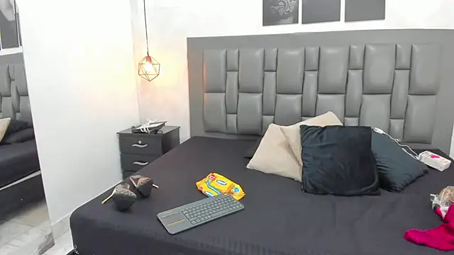 dakota roussee online show from 10, 2, 2026