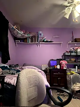 Snapshot of KadiSparkle chatting on 18, 11, 2025 KadiSparkle online show from 18, 11, 2025