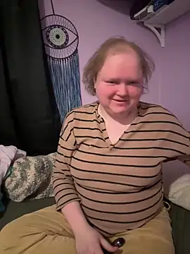 Snapshot of KadiSparkle chatting on 1, 2, 2026 KadiSparkle online show from 1, 2, 2026