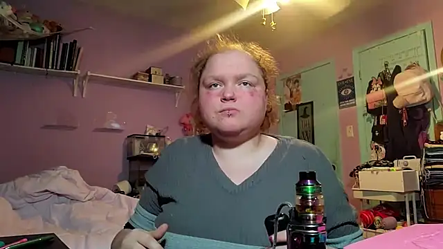 Snapshot of KadiSparkle chatting on 15, 2, 2026 KadiSparkle online show from 15, 2, 2026