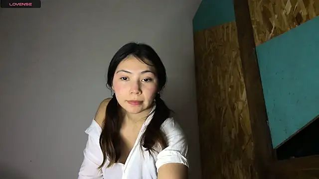 petite mary online show from 3, 5, 2026