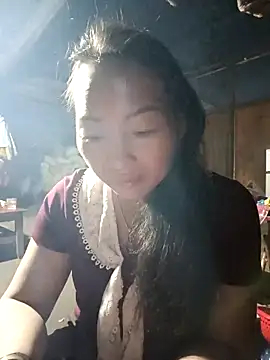 Snapshot of Exembin chatting on 2, 11, 2025 Exembin online show from 2, 11, 2025