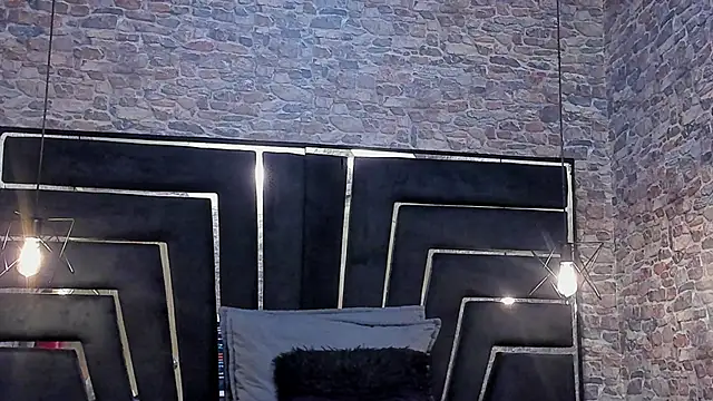 WILD FIREE  online show from 28, 2, 2026