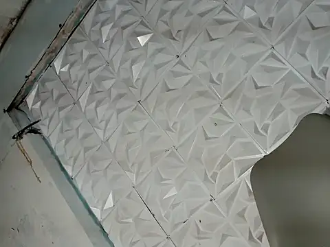 hugecockbabe online show from 12, 2, 2026