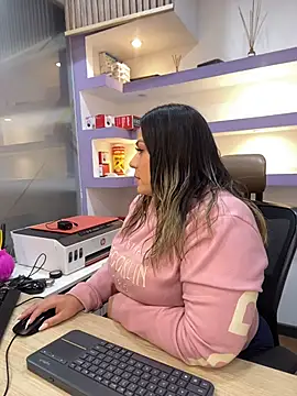 Snapshot of isabella_horney_ chatting on 14, 2, 2026 isabella horney online show from 14, 2, 2026