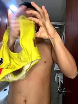 Kurtxxx22 online show from 6, 10, 2025