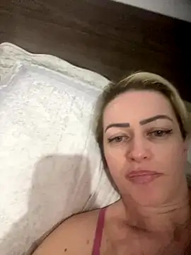 Snapshot of Alerquinasc chatting on 23, 10, 2025 Alerquinasc online show from 23, 10, 2025