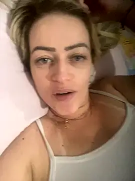 Snapshot of Alerquinasc chatting on 28, 11, 2025 Alerquinasc online show from 28, 11, 2025