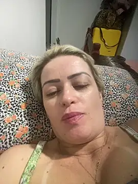 Snapshot of Alerquinasc chatting on 3, 12, 2025 Alerquinasc online show from 3, 12, 2025