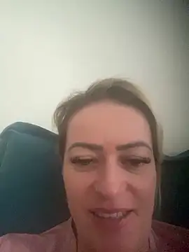 Snapshot of Alerquinasc chatting on 1, 2, 2026 Alerquinasc online show from 1, 2, 2026