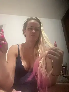 Snapshot of Alerquinasc chatting on 4, 2, 2026 Alerquinasc online show from 4, 2, 2026