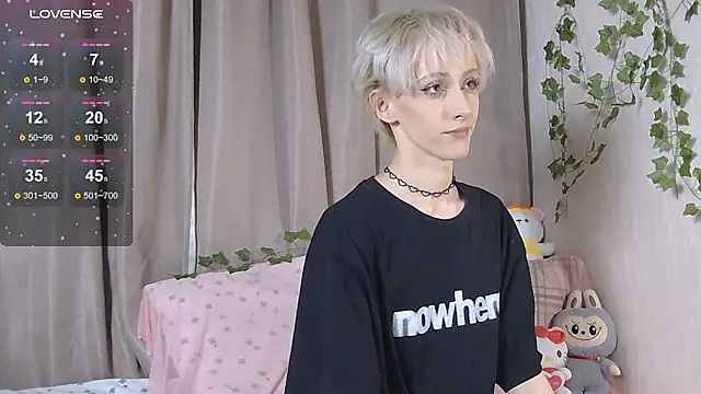 NextVibe  online show from 3, 12, 2025