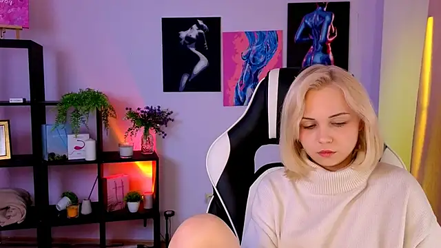 Charlotte Colinss online show from 16, 5, 2026