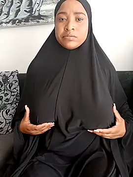 Snapshot of Sweetbxxx24 chatting on 25, 2, 2026 Sweetbxxx24 online show from 25, 2, 2026