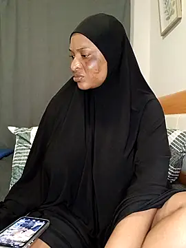 Sweetbxxx24 online show from 11, 4, 2026