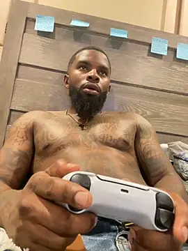 Snapshot of StandOnthatboy chatting on 6, 10, 2025 StandOnthatboy online show from 6, 10, 2025