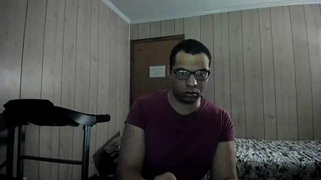 Snapshot of NaturalBeautyQueen chatting on 16, 6, 2026 NaturalBeautyQueen online show from 16, 6, 2026