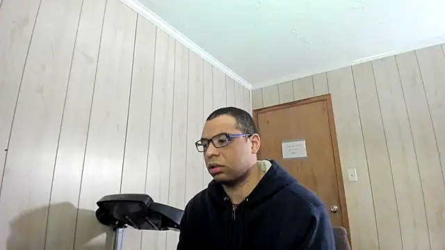 Snapshot of NaturalBeautyQueen chatting on 14, 7, 2026 NaturalBeautyQueen online show from 14, 7, 2026