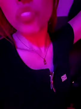 NahomiRichards  online show from 8, 2, 2026