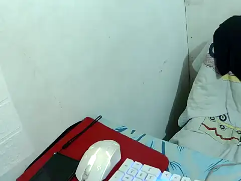 Snapshot of Strawberryyou chatting on 9, 2, 2026 Strawberryyou online show from 9, 2, 2026