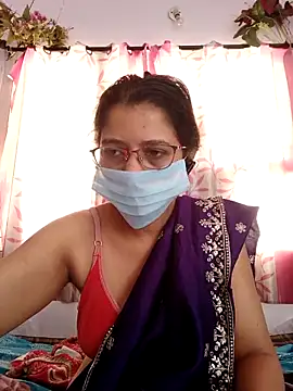 Snapshot of thanusi_2 chatting on 3, 5, 2026 thanusi 2 online show from 3, 5, 2026
