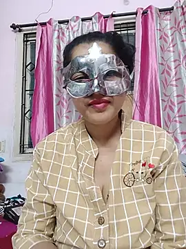 Snapshot of thanusi_2 chatting on 31, 5, 2026 thanusi 2 online show from 31, 5, 2026