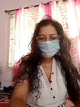 Snapshot of thanusi_2 chatting on 16, 7, 2026 thanusi 2 online show from 16, 7, 2026