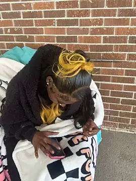 sprinklingfairy online show from 1, 12, 2025