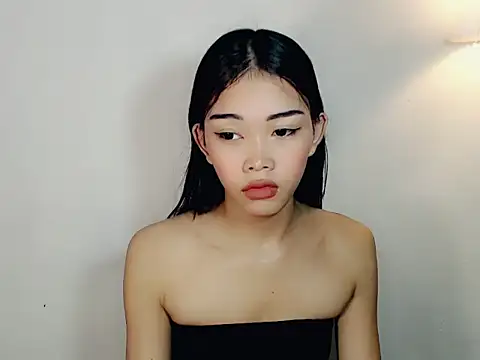 holyakiesha online show from 28, 11, 2025