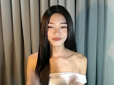 holyakiesha online show from 2, 4, 2026