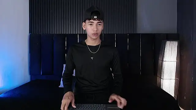 Snapshot of Dominic_ghost chatting on 9, 4, 2026 Dominic ghost online show from 9, 4, 2026