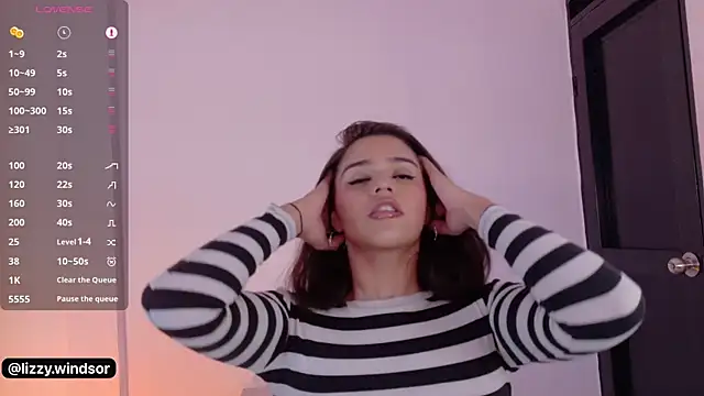 Snapshot of lizzywindsor chatting on 11, 2, 2026 lizzywindsor online show from 11, 2, 2026