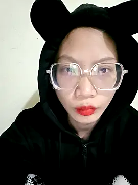 Snapshot of Joywhar chatting on 25, 11, 2025 Joywhar online show from 25, 11, 2025