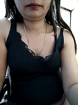 Snapshot of Vaani_Actress chatting on 4, 4, 2026 Vaani Actress online show from 4, 4, 2026