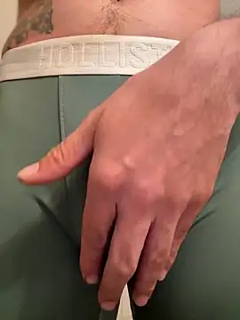 Snapshot of flacoone01 chatting on 18, 9, 2025 flacoone01 online show from 18, 9, 2025